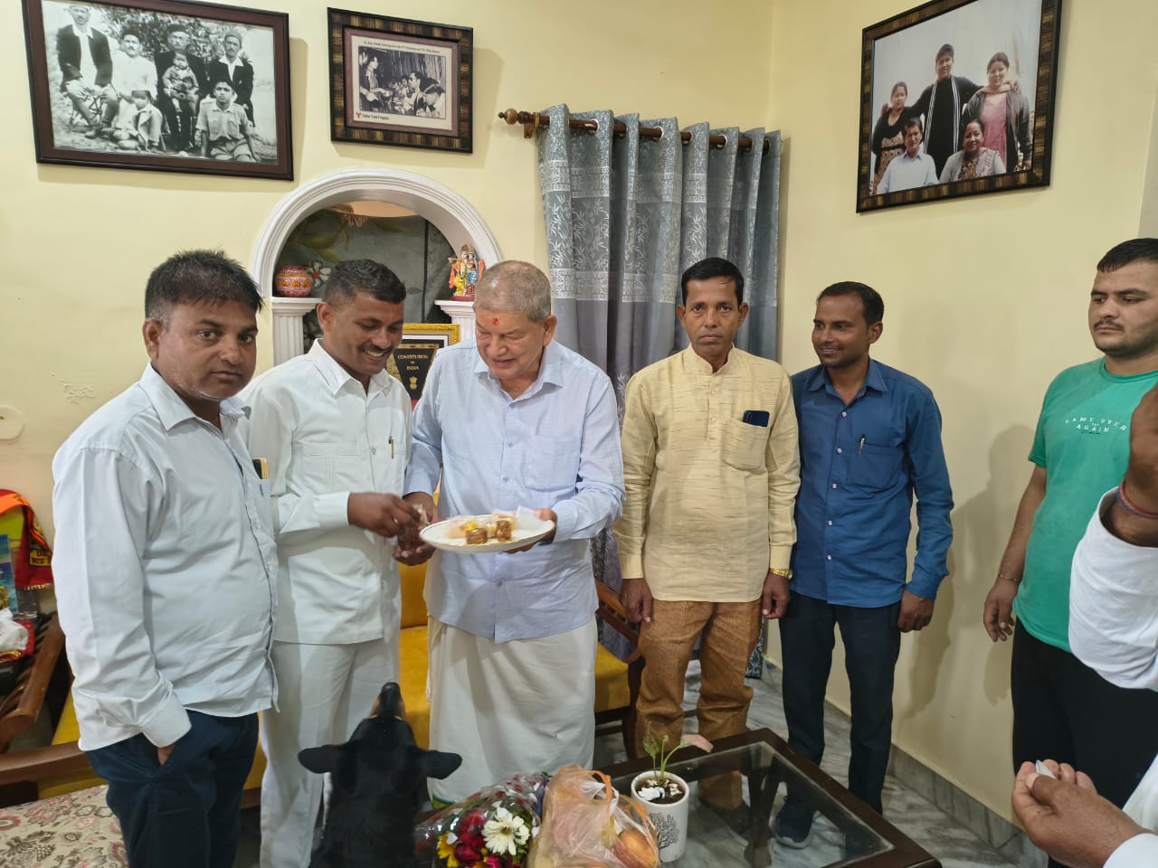 Congress leader Netrapal Singh Athwal met former Chief Minister Harish Rawat and enquired about his well-being after the road accident.