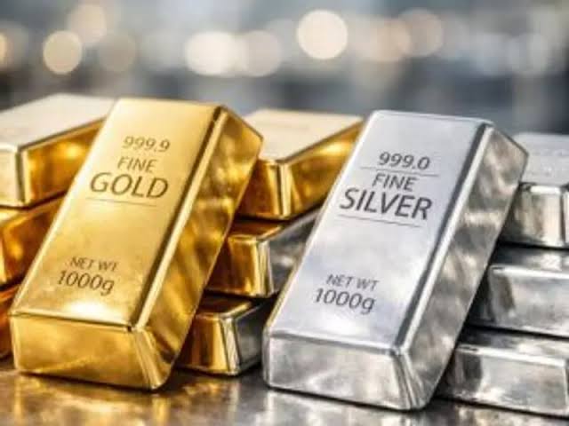 अगले हफ्ते सोना-चांदी में क्या करें? मिडल ईस्ट तनाव के बीच बड़ी गिरावट के बाद एक्सपर्ट्स की रणनीति