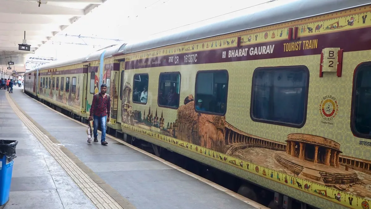 IRCTC Shravan Special: सावन में करें 7 ज्योतिर्लिंगों के दर्शन! IRCTC लाया 14 दिनों का बेहद सस्ता टूर पैकेज, जानें किराया और रूट