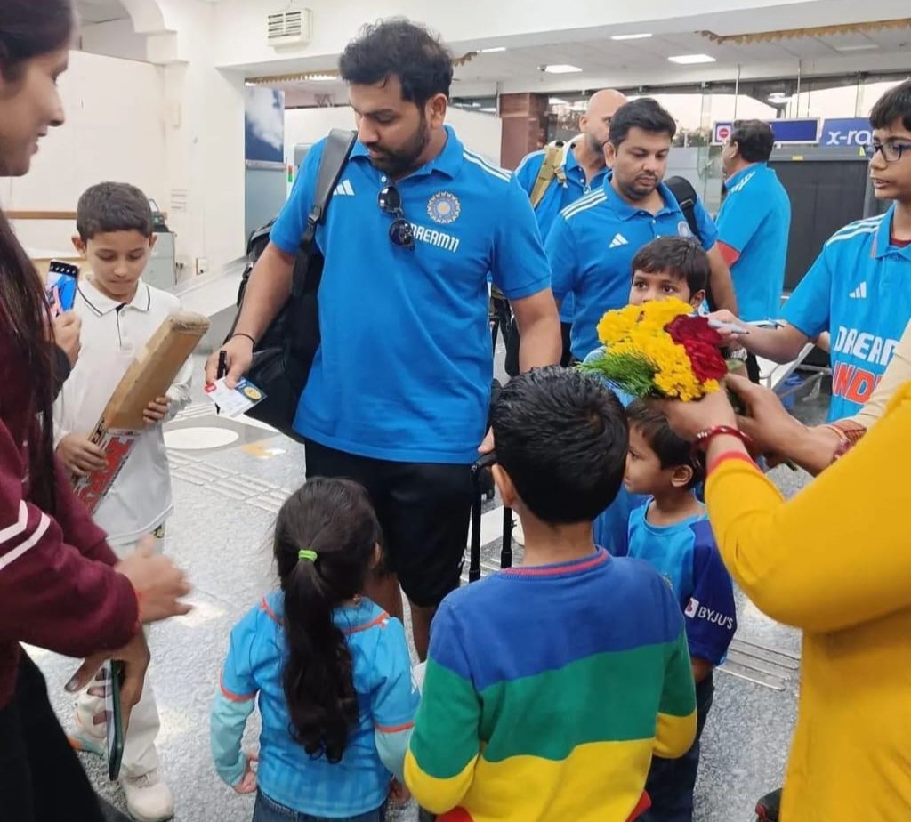 Indian cricket team reached Lucknow