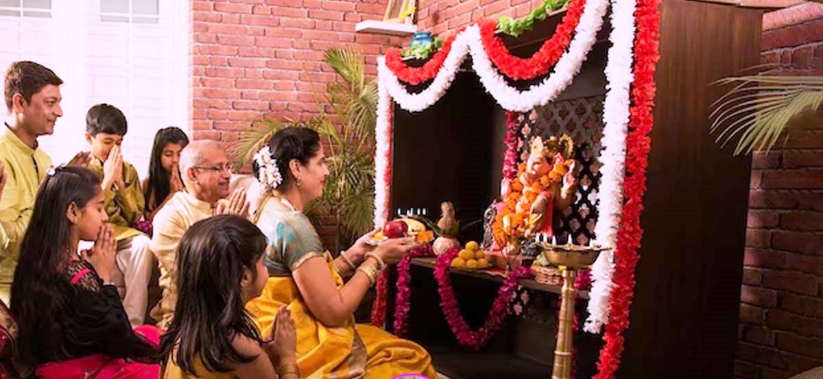 चम्पक द्वादशी और सिद्ध योग का दुर्लभ संयोग: शुक्रवार को करें ये अचूक उपाय, बरसेगा सुख-सौभाग्य