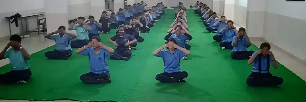 LPS yoga day