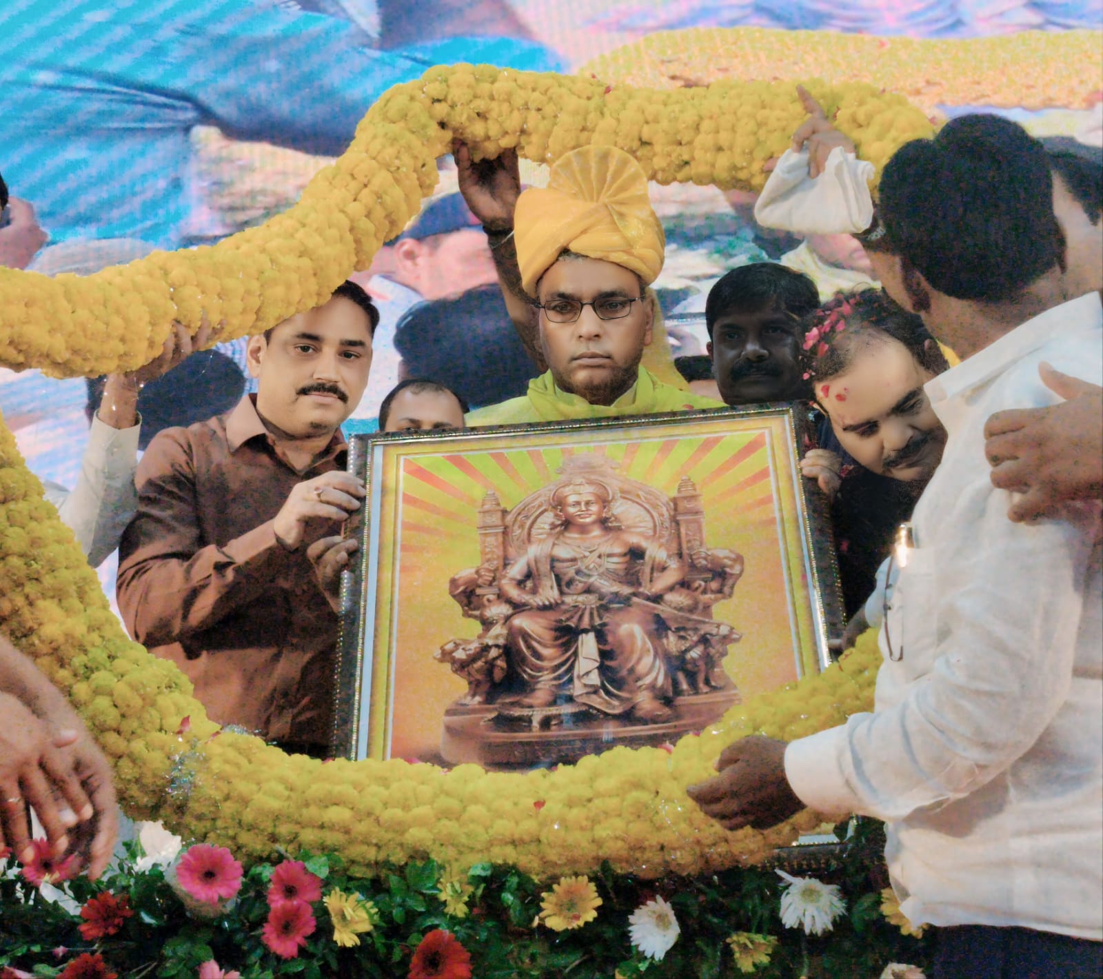 Gram Panchayat officers are making important contributions in the creation of strong and self-reliant Gram Panchayats