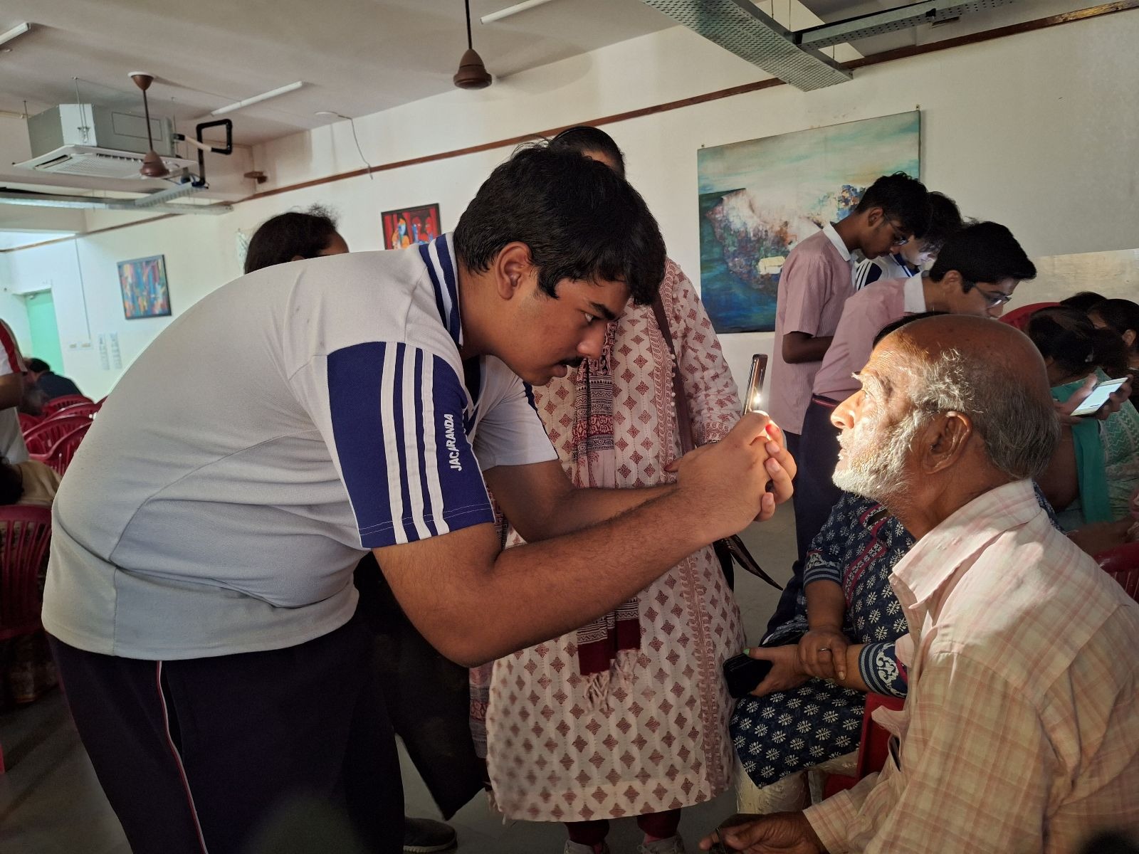 Study hall cataract treatment