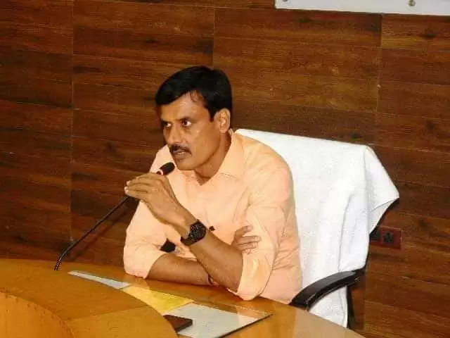 Mangla prasad singh DM Hardoi