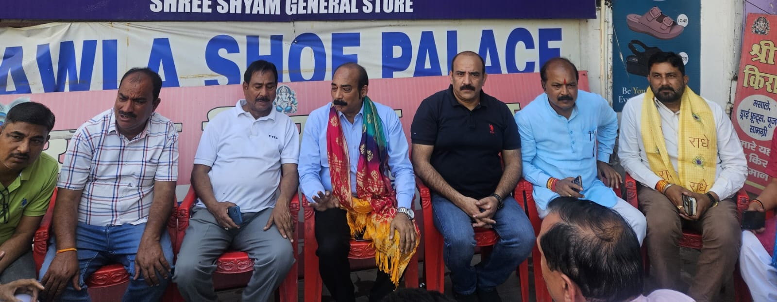 LDA के नोटिस से तेलीबाग के व्यापारियों में भारी उबाल; संजय गुप्ता बोले- 'मार्केट स्ट्रीट' घोषित हो तेलीबाग बाजार, नहीं होने देंगे व्यापारियों का उत्पीड़न