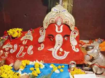 Ganapati: Symbol of auspiciousness and carrier of national unity