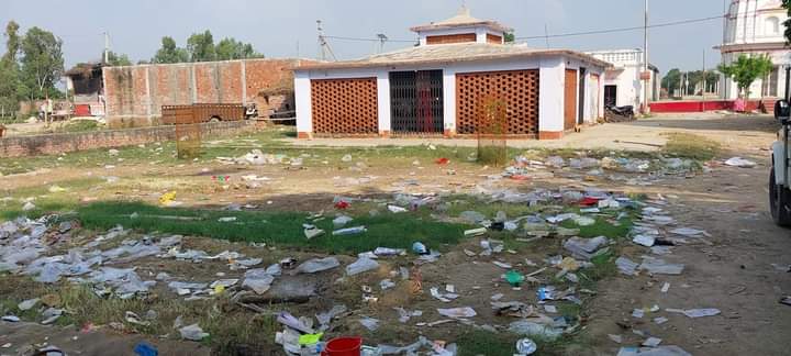 Hatya gran tirth par laga gandagi 