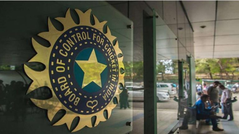 बीसीसीआई ने चयनकर्ताओं के लिए मांगे आवेदन, पुरुष समिति में दो और महिला समिति में चार पद खाली