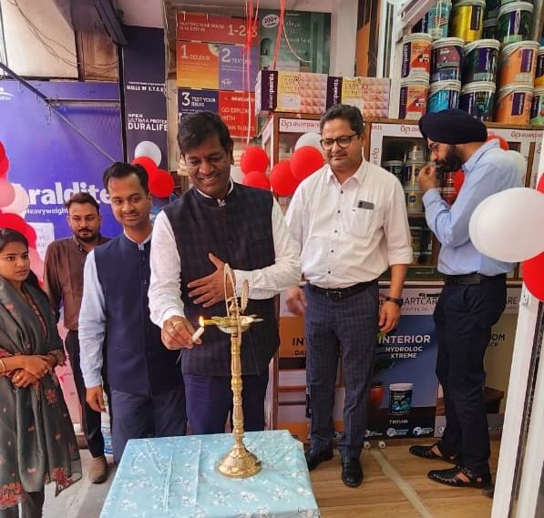 Asian Paints launches 1 Colourideas and 2 Colour Cube stores in Lucknow