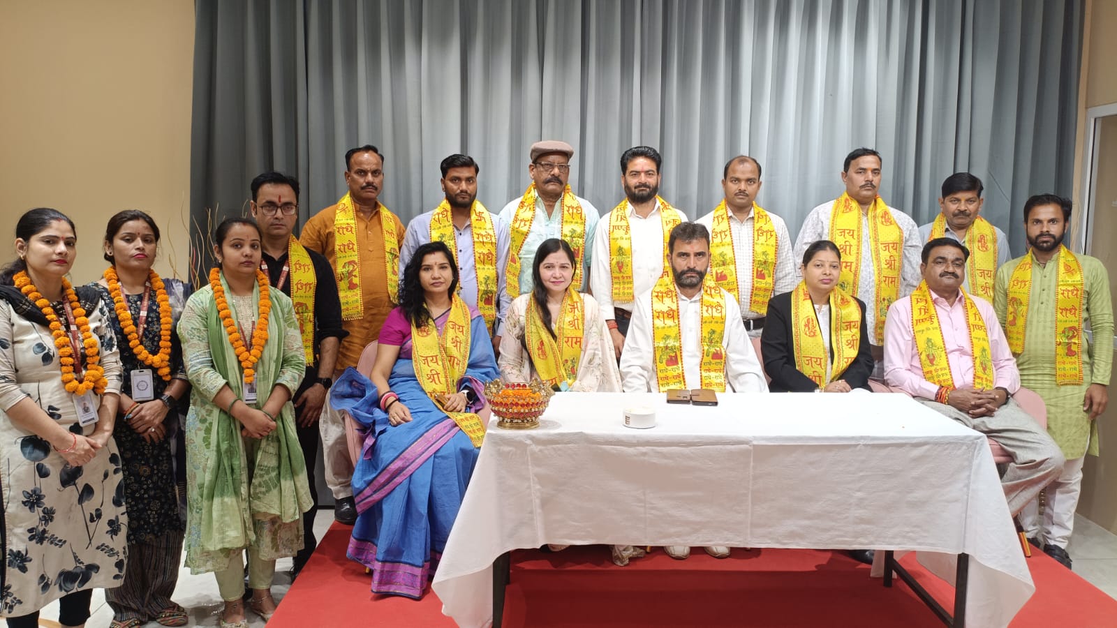 संयुक्त उद्योग व्यापार मंडल का विस्तार: लखनऊ में नई नियुक्तियों के साथ व्यापारियों ने भरी हुंकार, 'तानाशाही' के खिलाफ एकजुटता का संकल्प