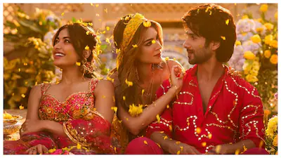 Box Office Collection: शाहिद कपूर की ‘कॉकटेल 2’ के आगे थमी ‘पेद्दी’ की रफ्तार, जानें कमाई की जंग में कौन मार रहा बाजी?