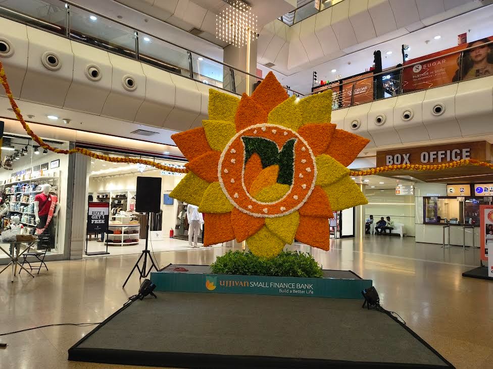 Ujjivan Small Finance Bank created a 42 feet long floral rakhi in Lucknow, celebrated Raksha Bandhan in a unique way