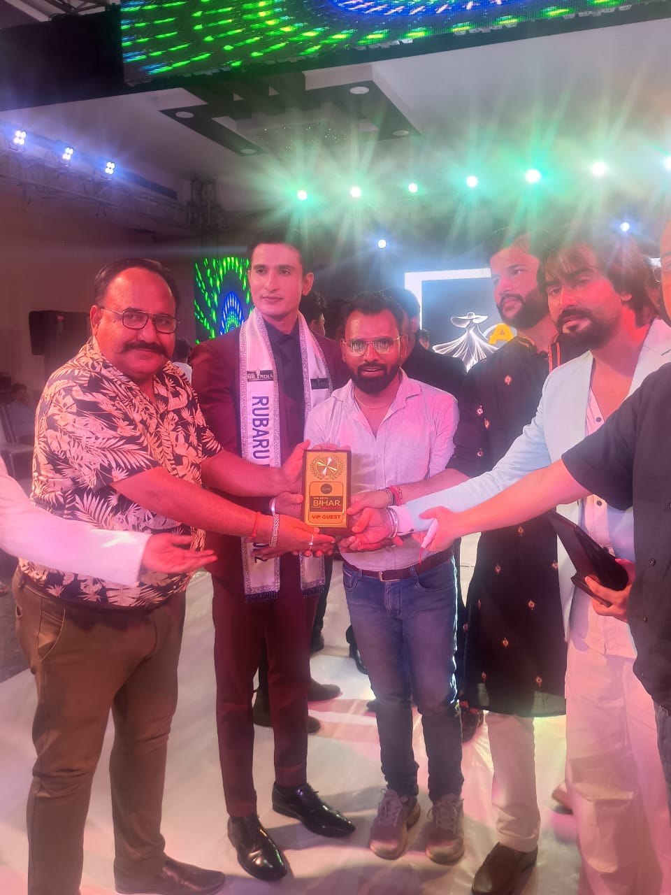 स्टार पटना रनवे नाइट और मिस्टर एंड मिस बिहार रनवे नाइट में विशेष अतिथि के रूप में किया गया सम्मानित