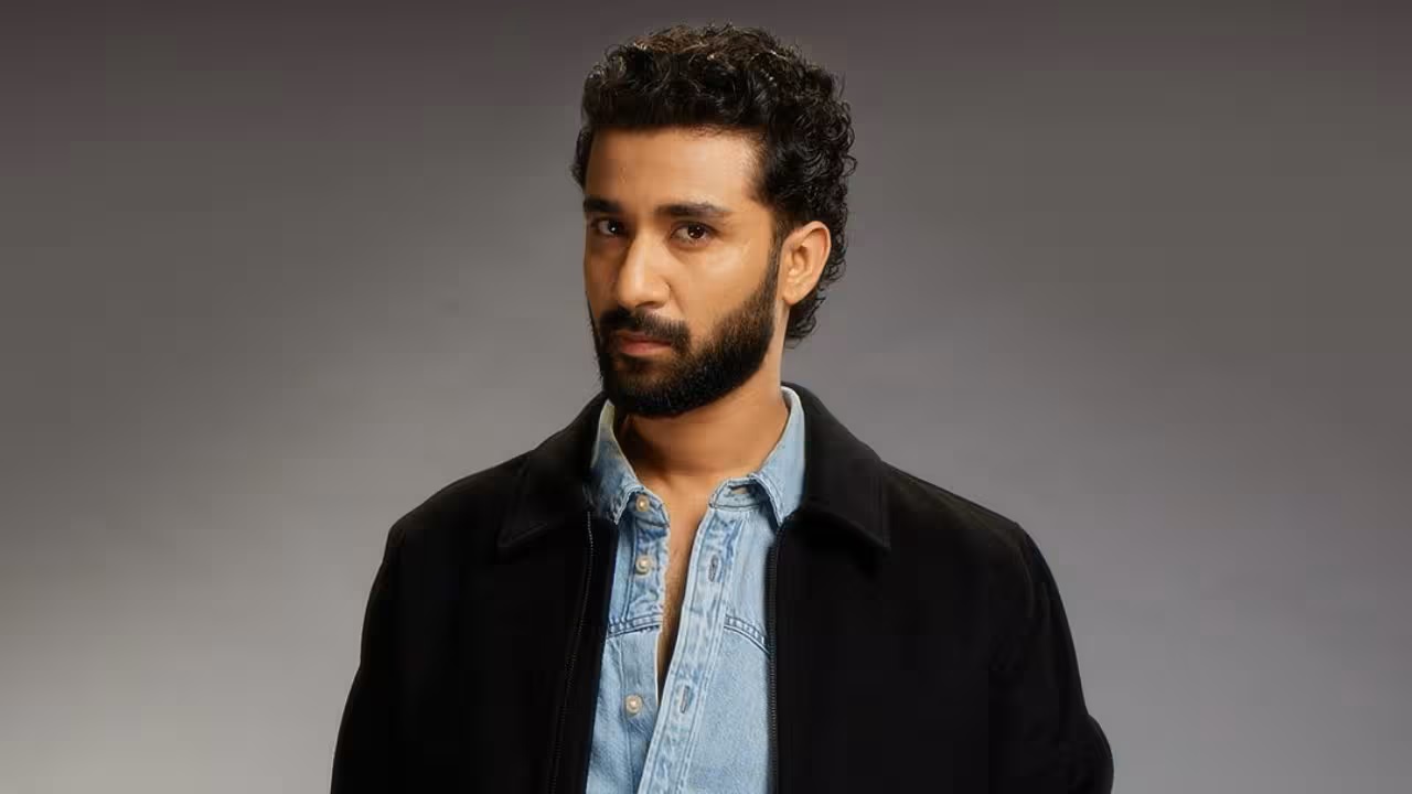 Raghav Juyal Story: बिना ट्रेनिंग यूट्यूब से सीखा डांस, 10 लड़कों के साथ एक कमरे में गुजारे दिन; आज हैं बॉलीवुड के सबसे खूंखार विलेन