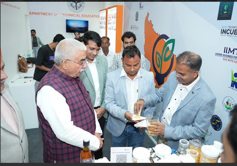 आईआईटीएफ-2025 के समापन पर एमएसएमई मंत्री राकेश सचान ने प्रदेश पवेलियन का किया निरीक्षण