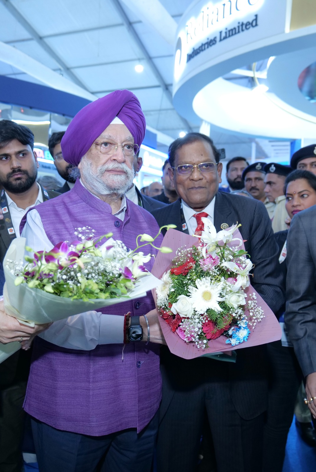 Jio-BP launches engine cleaning 'Active Technology' petrol