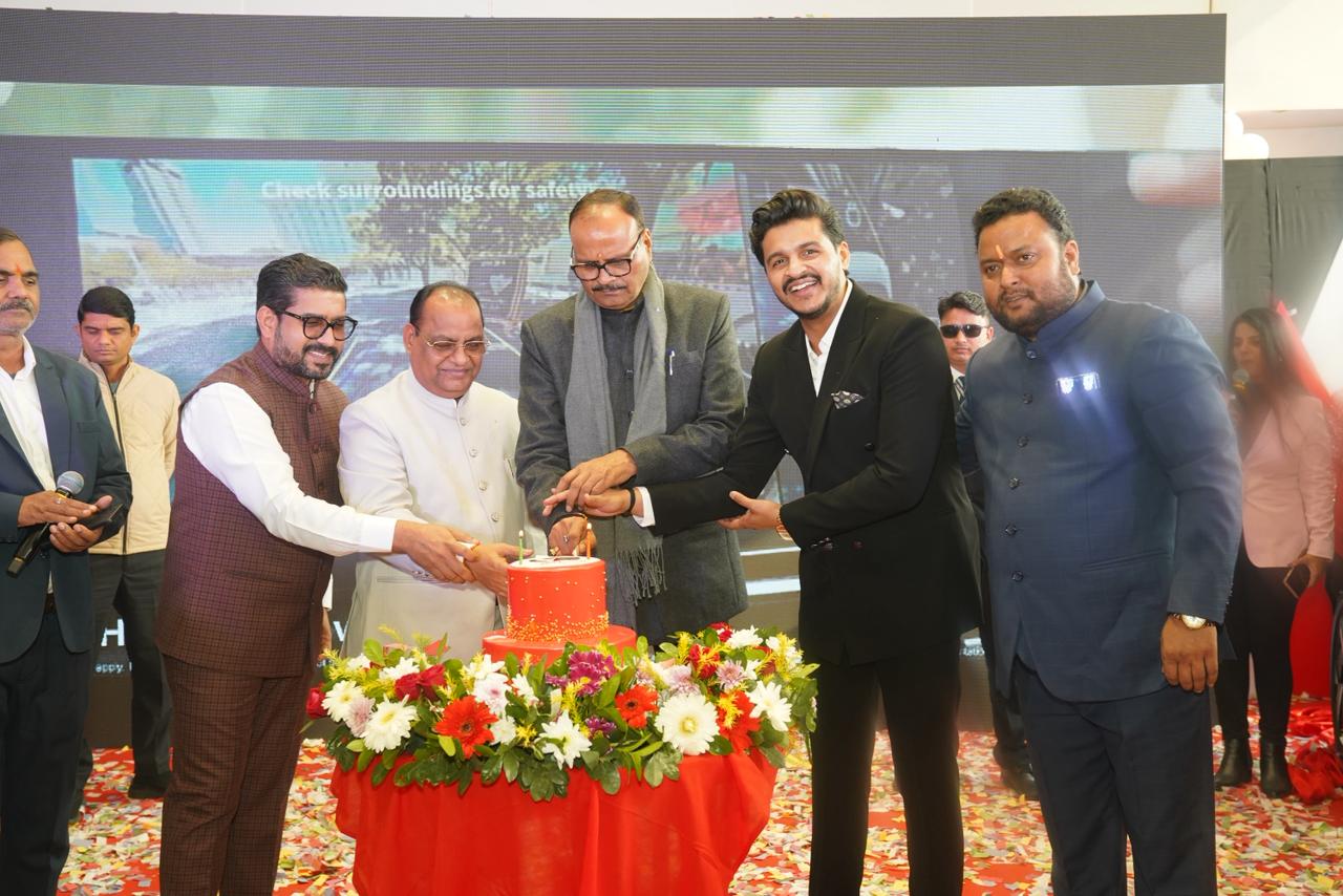 All-New Tata Sierra Unveiled with Grandeur at Puneet Autosales, Tiwari Ganj &ndash; Lucknow