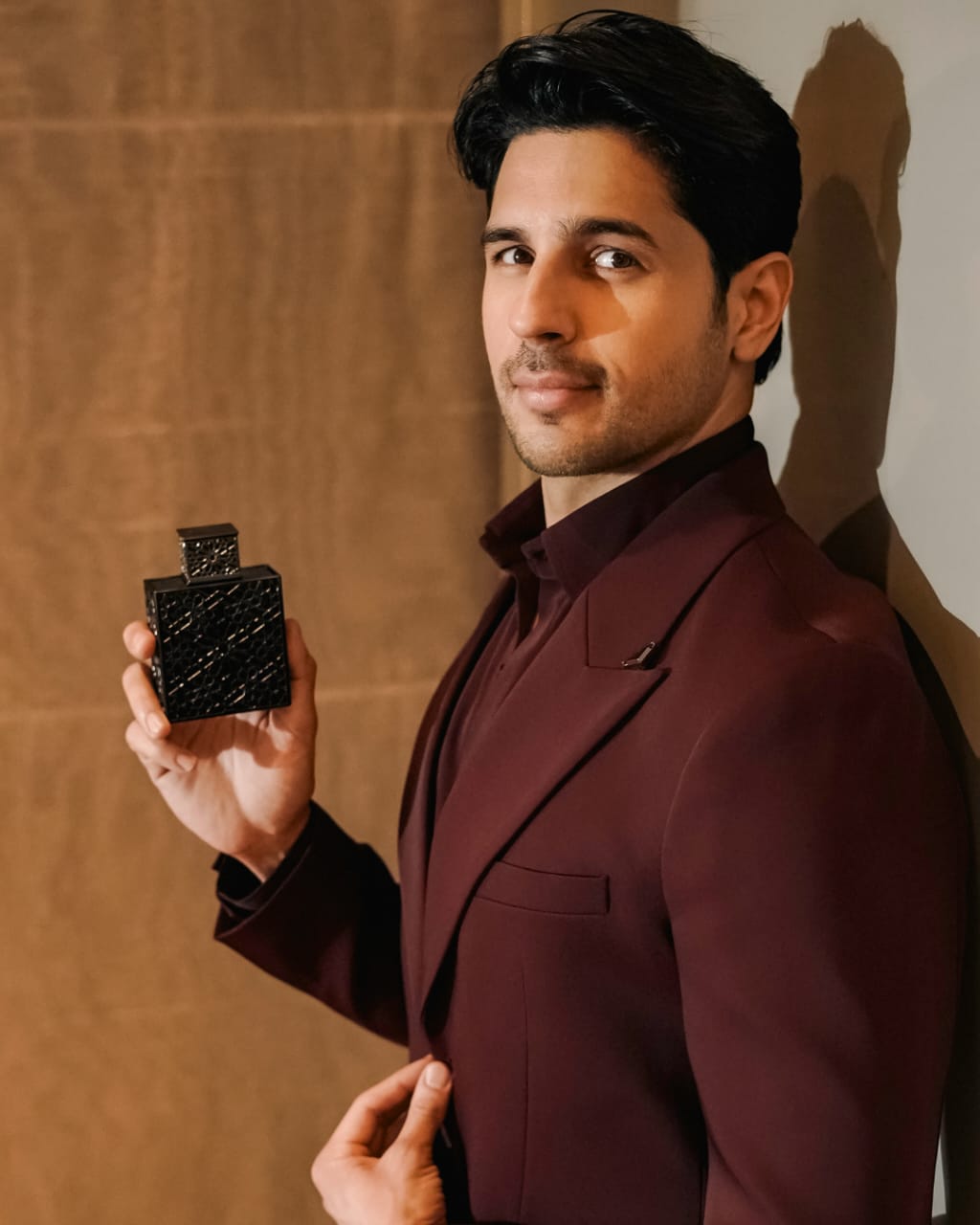 Sidharth Malhotra launches Rehaan's new fragrance collection – 'Aquatica' and 'Obsidian' – in Dubai