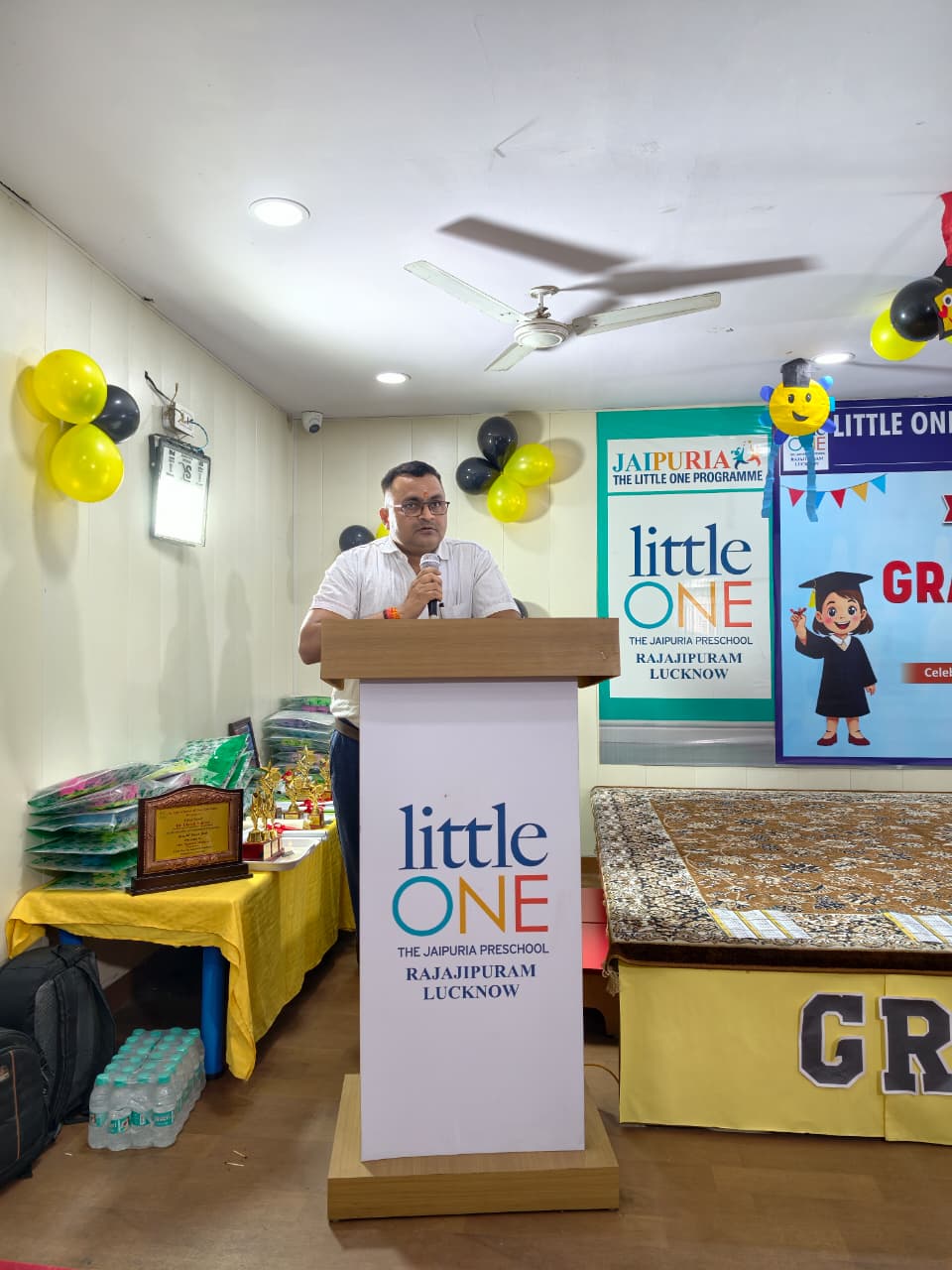 लिटिल वन जयपुरिया प्री-स्कूल में 'ग्रैजुएशन डे' की धूम; नन्हे कलाकारों ने रंगारंग कार्यक्रमों से बिखेरे अपनी प्रतिभा के रंग