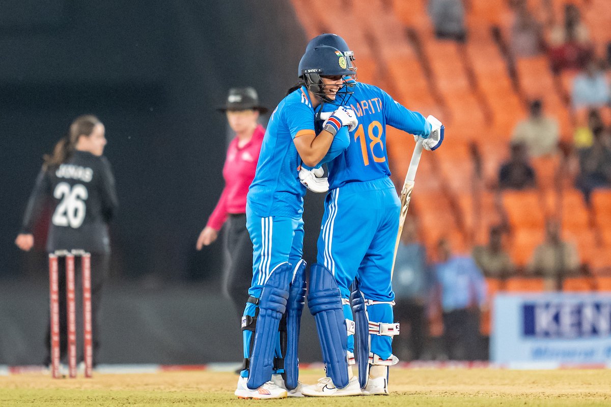 मंधाना और हरमन की पारी के दम पर भारत ने न्यूजीलैंड को हराया, 2-1 से जीती सीरीज