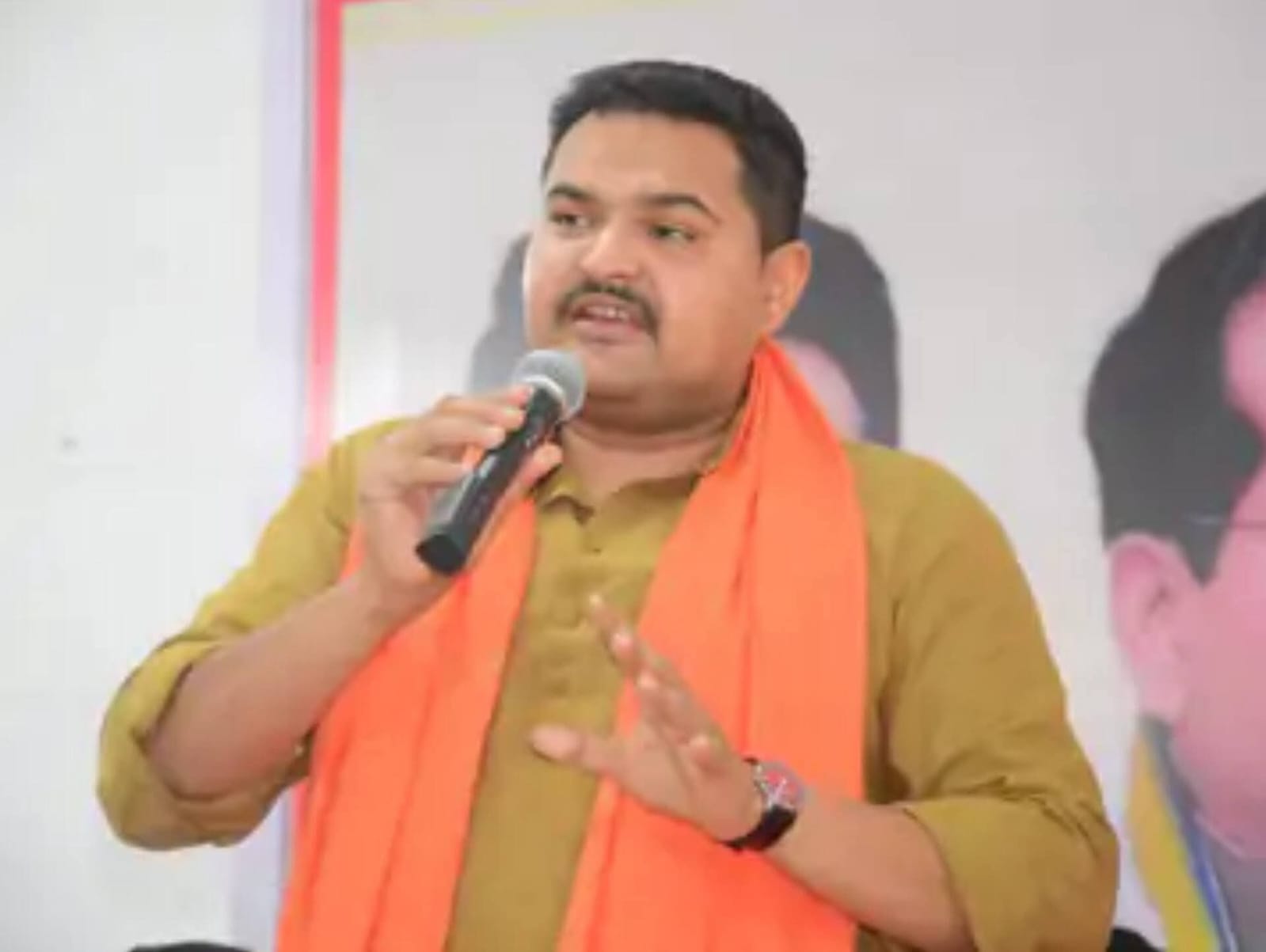 पूर्व सांसद बृजभूषण शरण सिंह और विधायक प्रतीक भूषण सिंह को जान से मारने की धमकी, गोंडा में मुकदमा दर्ज