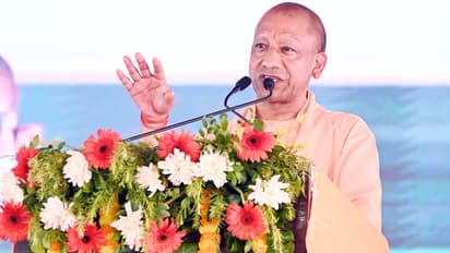 योगी सरकार की बड़ी पहल: कौशल प्रशिक्षण में दिव्यांगजनों को 5% आरक्षण, एसिड अटैक पीड़ित महिलाओं को प्राथमिकता
