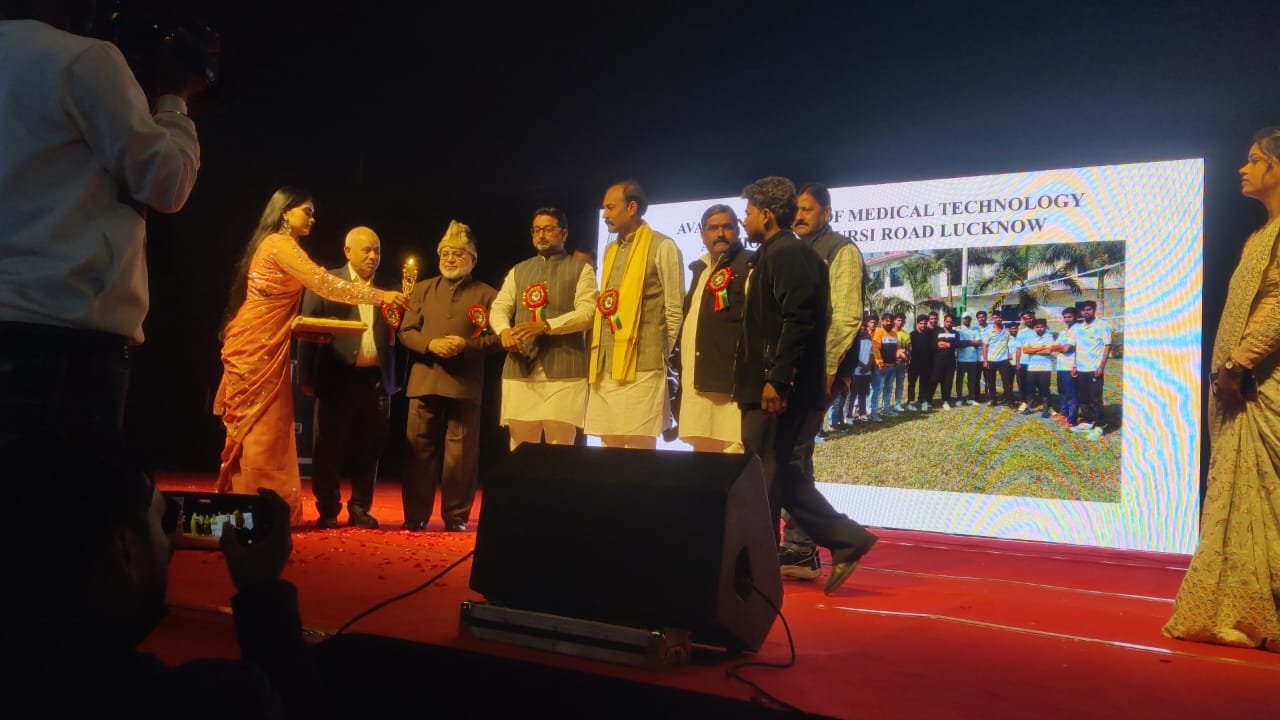 A grand celebration of the annual festival 'Jashn-e-Awadh' at Awadh Institute