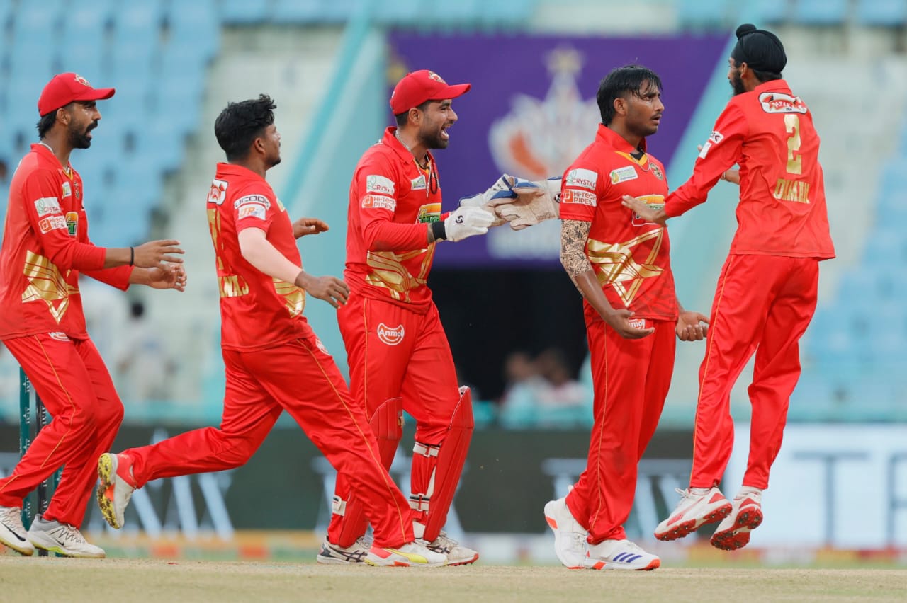 ,Kanpur Superstars vs Meerut Mavericks