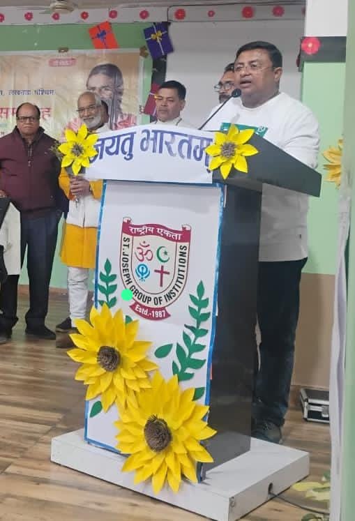 योग के प्रचार-प्रसार में योगदान देने वाले शिक्षक एवं कार्यकर्ता सम्मानित , पतंजलि योग समिति का भव्य सम्मान समारोह