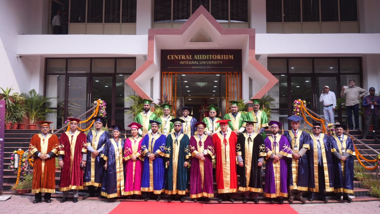 Shri Arvind Kumar Sharma attends XVII Convocation Ceremony of Integral University, Lucknow