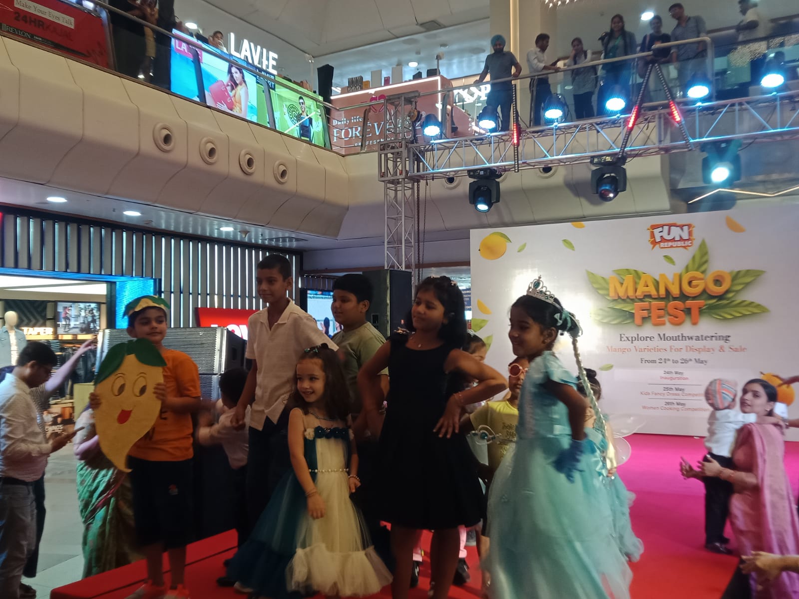 Mango Festival started in Fun Republic Mall