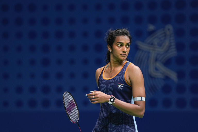<blockquote class="twitter-tweet" data-media-max-width="560"><p lang="en" dir="ltr">Pv Sindhu safely through to the QFs of Spain 🇪🇸 Masters 300.She will most likely play her QFs against Nidaira/Supanida Katethong tomorrow.<a href="https://twitter.com/hashtag/SpainMasters2024?src=hash&amp;ref_src=twsrc%5Etfw">#SpainMasters2024</a> <a href="https://t.co/Au2CCKsTVF">pic.twitter.com/Au2CCKsTVF</a></p>&mdash; Sports India (@SportsIndia3) <a href="https://twitter.com/SportsIndia3/status/1773323901260439985?ref_src=twsrc%5Etfw">March 28, 2024</a></blockquote> <script async src="https://platform.twitter.com/widgets.js" charset="utf-8"></script>