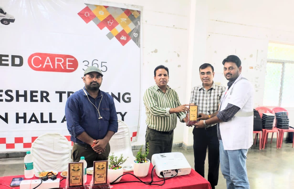 एलएस एंबुलेंस कर्मियों का चार दिवसीय प्रशिक्षण संपन्न