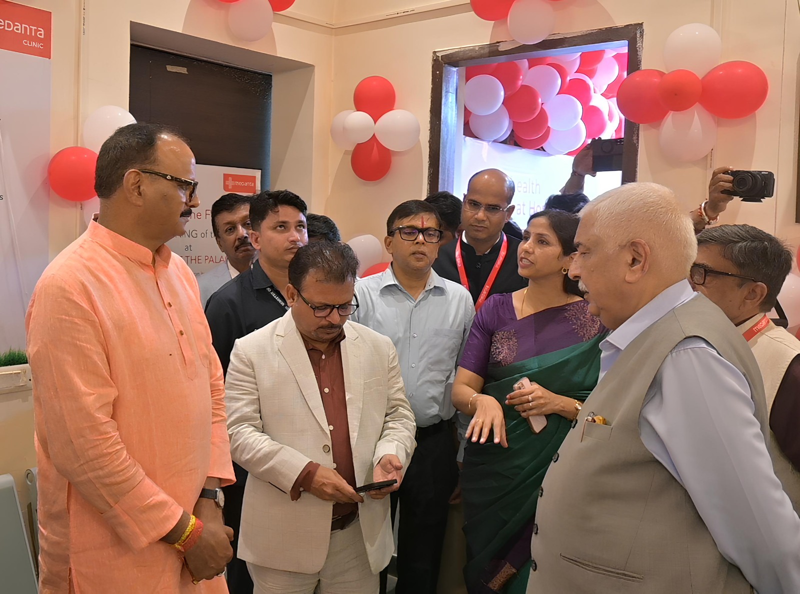 Medanta Clinic launched at Omaxe The Palace, residents will get modern healthcare facilities