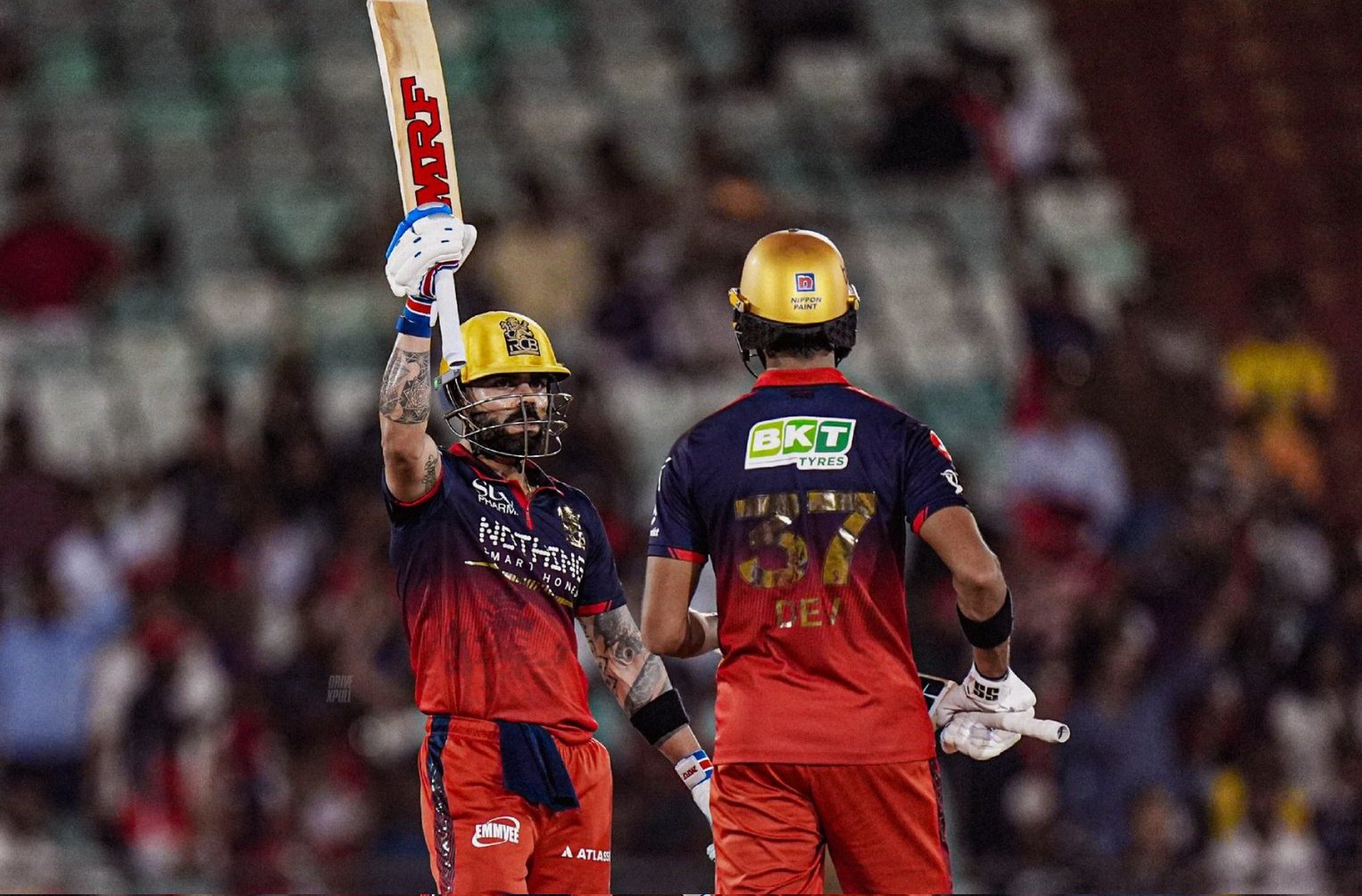 RCB vs KKR: विराट कोहली के शतक से RCB की शानदार जीत, अंकतालिका में पहुंची शीर्ष पर