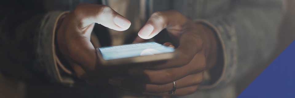 डिजिटल कट्टरता का बढ़ता खतरा: इंटरनेट के जरिए फैलता उग्रवाद समाज के लिए बड़ी चुनौती