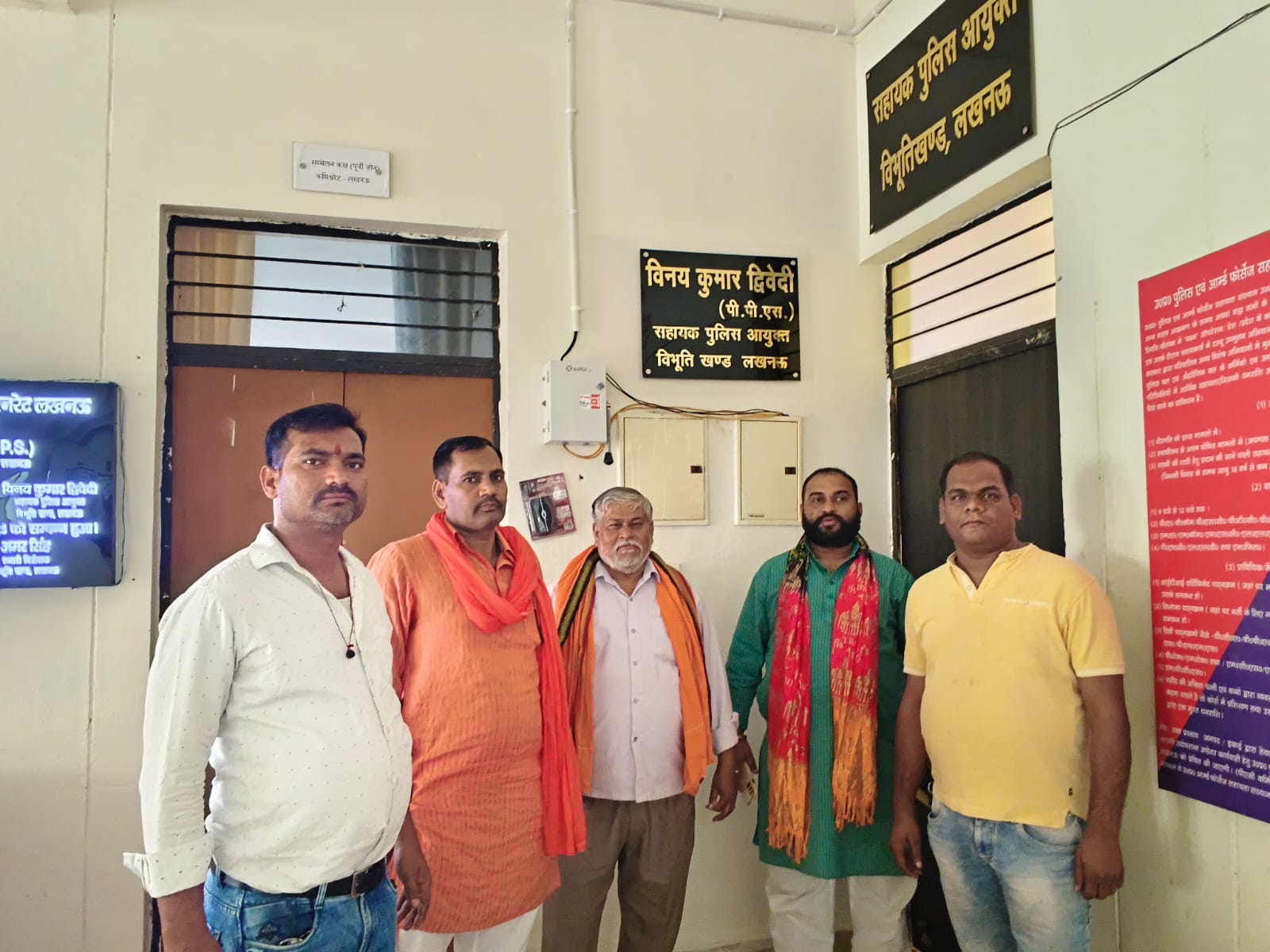 Chinhat police accused of harassment, traders threatened to protest