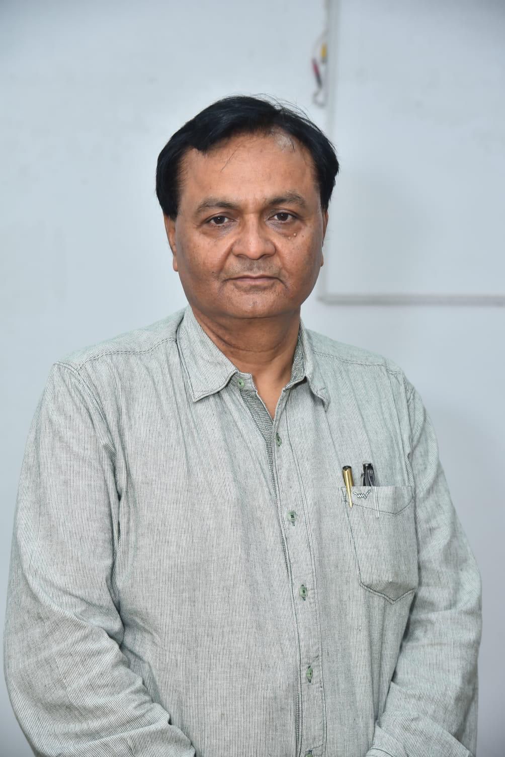 Chief Warden of Civil Defence Amarnath Mishra declared for Gallantry Award