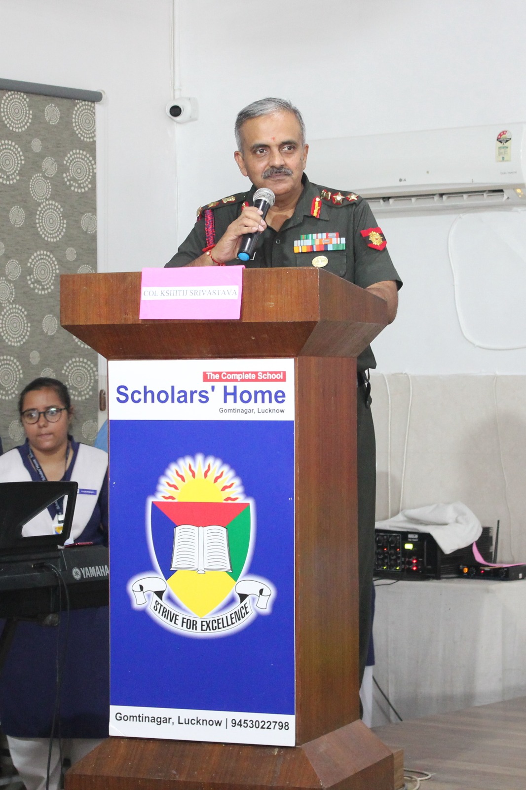 Schoolers home rakshabandhan