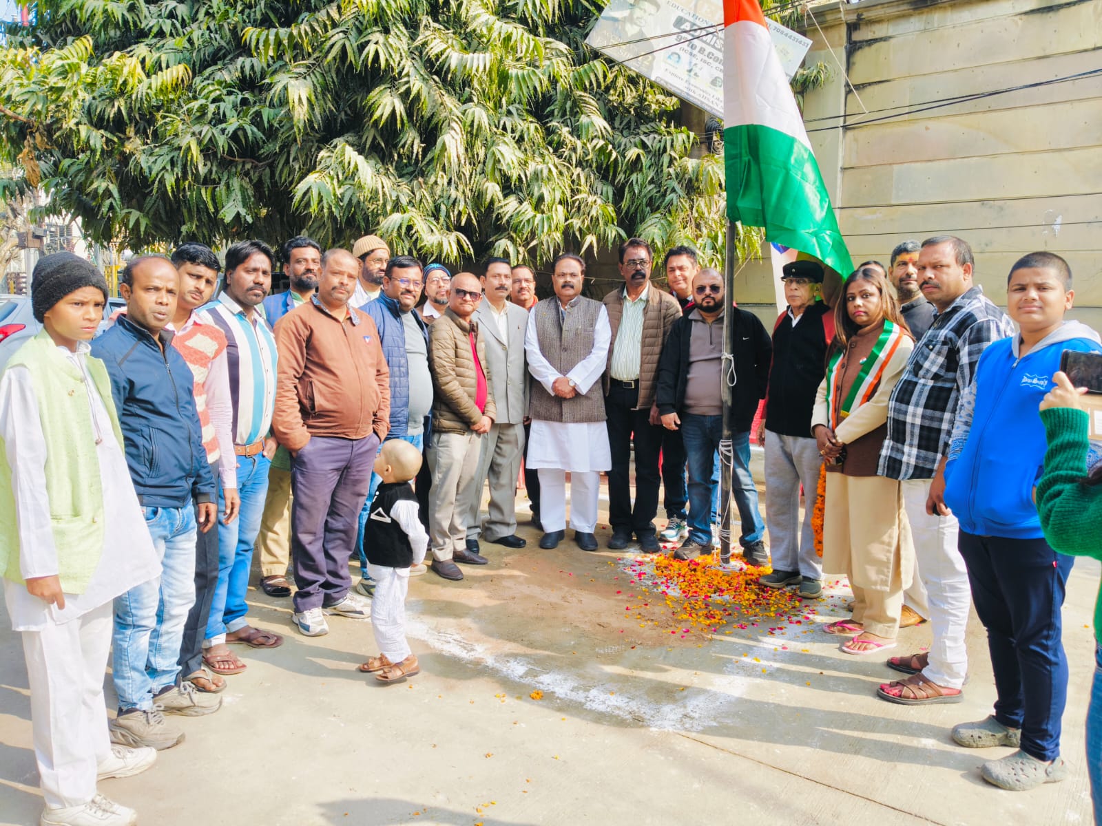 A grand flag hoisting ceremony was held at Beldari Lane, Lalbagh on Republic Day.