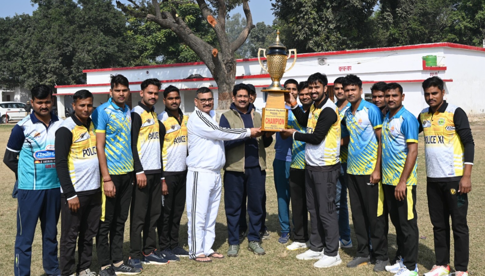 The Big Bash Cricket Tournament was inaugurated late Saturday evening at the stadium of Barabanki city.