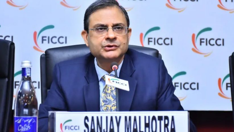मिडिल ईस्ट संकट के बीच ब्याज दरों पर RBI गवर्नर संजय मल्होत्रा का बड़ा बयान: 'रेपो रेट बढ़ाने की जल्दबाजी नहीं'