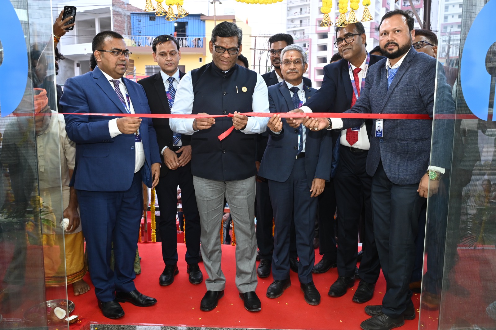 SBI Expands Footprint in Varanasi; 2374th Branch of UP Circle Inaugurated at Tilmapur