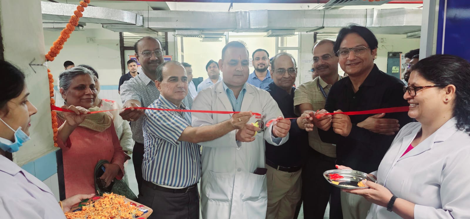 Uttar Pradesh desk Lucknow ( R L Pandey ).Anti-Rabies clinic was inaugurated by  Prof. (Dr.) CM Singh- Director, Dr. RMLIMS  on 27th May 2024 at Room no.32, Ground Floor, Hospital Block, RMLIMS. The Clinic will be offering counselling, OPD consultation, Vaccination to animal bite victims under the Department of Community Medicine.