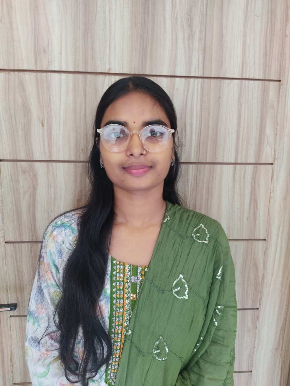 Aradhana Verma of MLK PG College wins gold medal: The Department of Botany has created a historic record by winning the gold medal for the ninth consecutive time.
