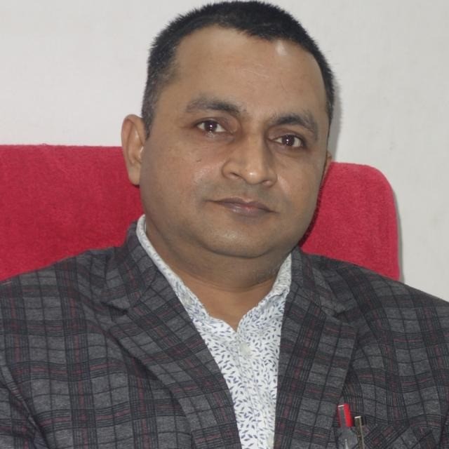 Dr Dinesh Kumar 