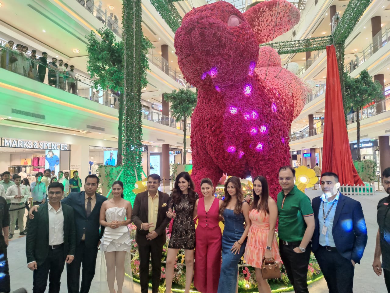 The magic of "Bunny Land" spread with the country's largest rabbit installation at Phoenix Palacio